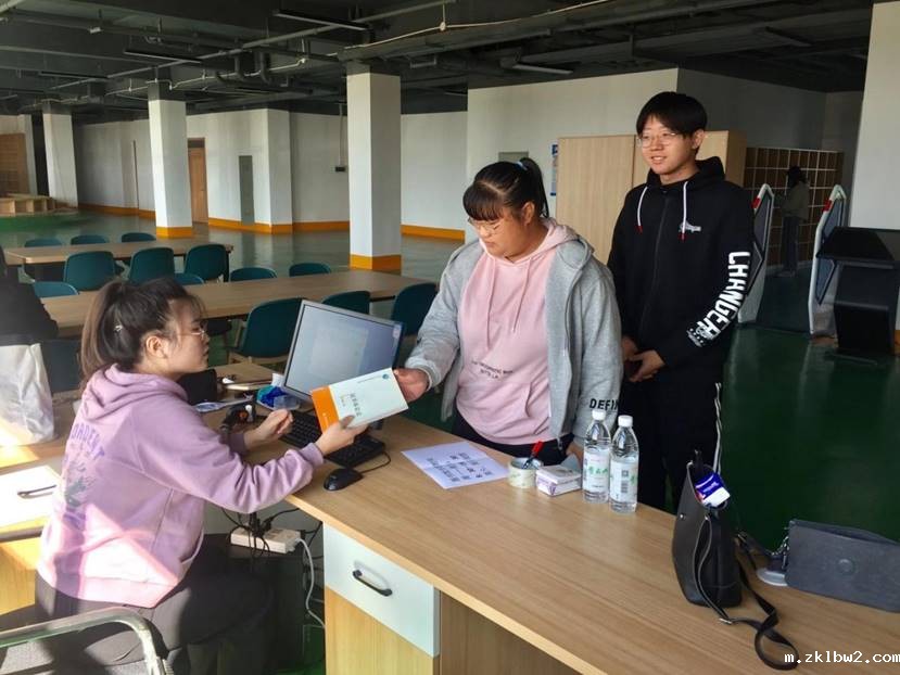 4827215b218c1f0cb2e5b7c0cae73dc