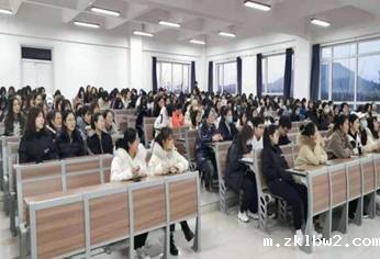 19级英语专业动员会现场1