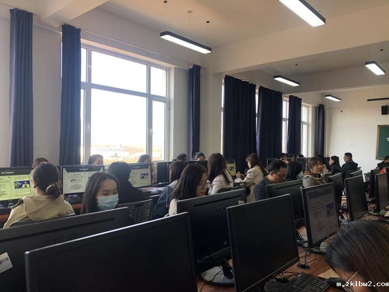 e4d9b522afe28a4c319d49b31a0ae03